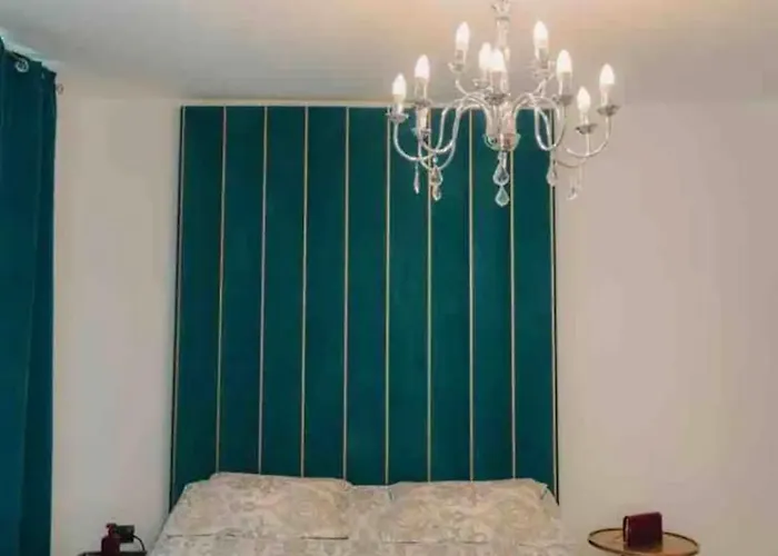 Old Town Luxury Segment