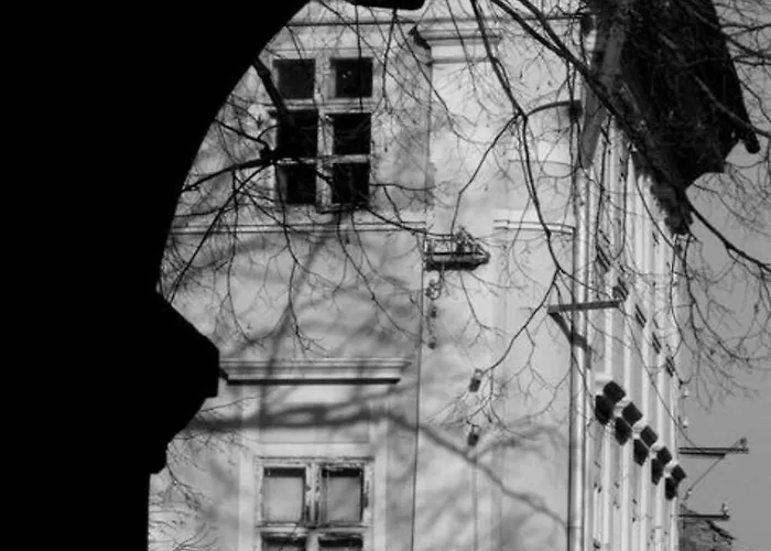 Old Town Luxury Segment